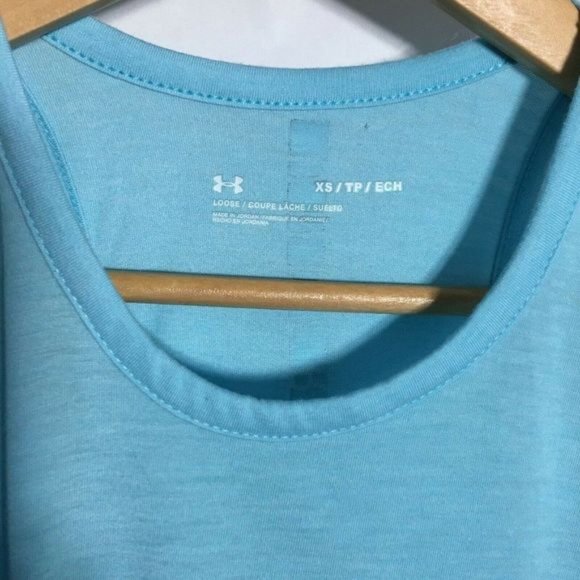 Under Armour?Sleeveless Loose Tank?Top Side Vent - Picture 3 of 4